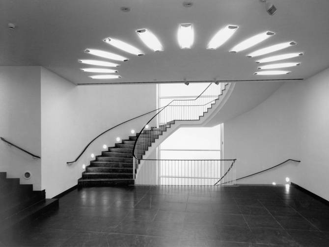 frankfurt art association foyer upper floor staircase