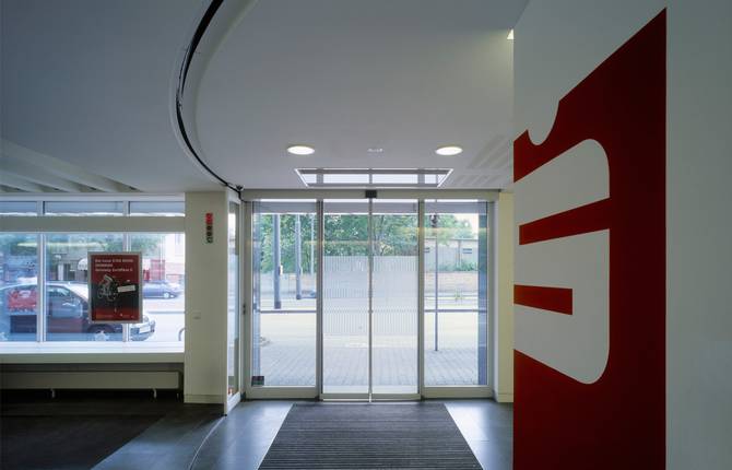 Filiale Frankfurt Sparkasse, Frankfurt am Main Eingangsbereich 2
