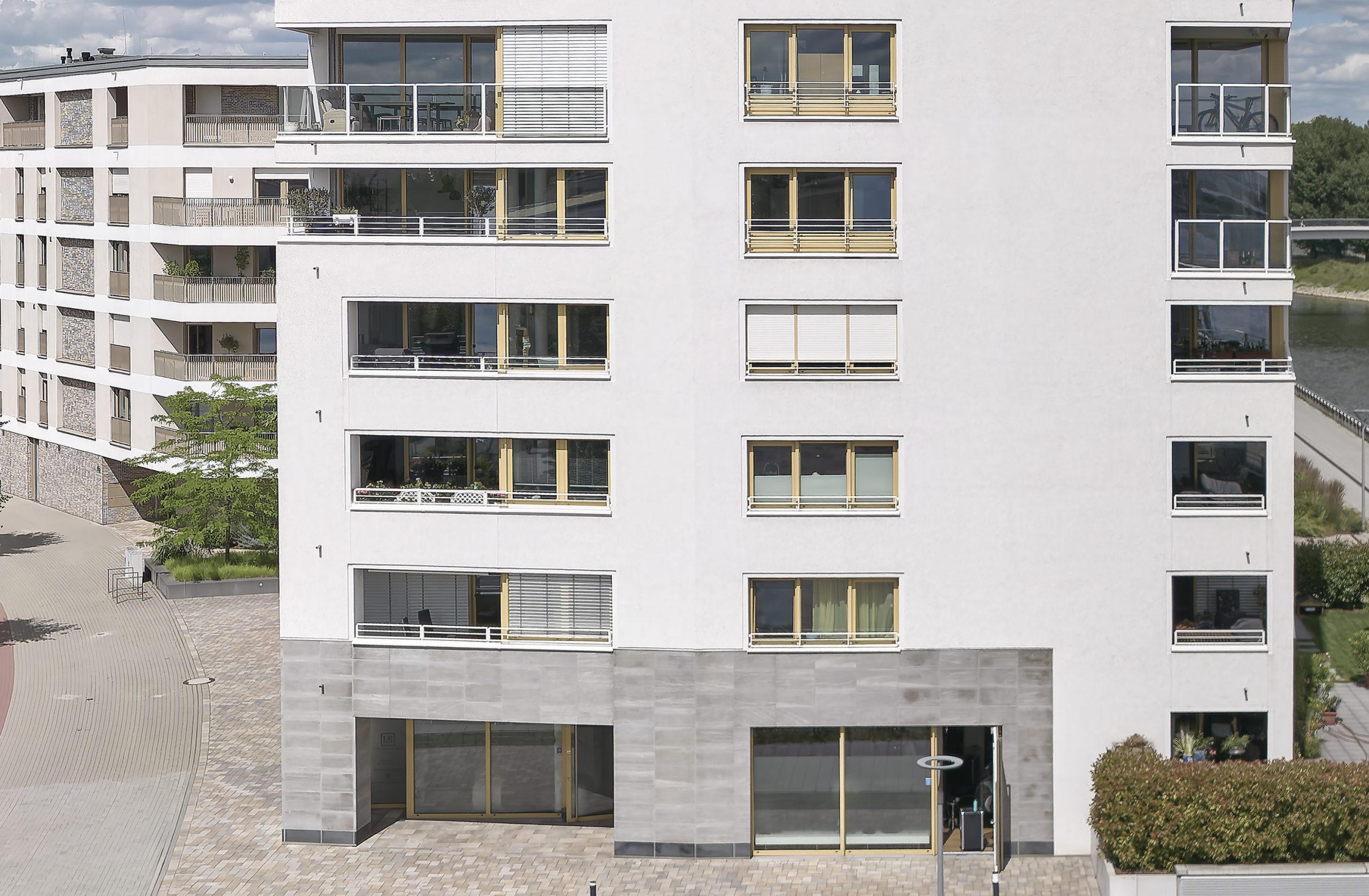 Wohnungsbau Kennedyallee Frankfurt – Loggien